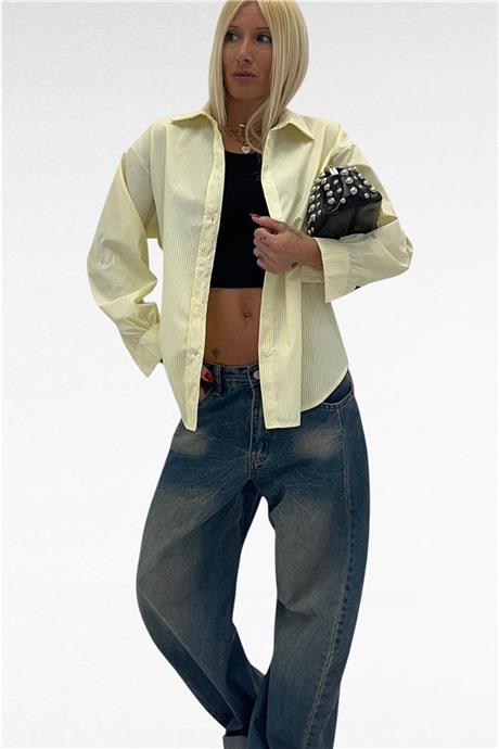 Camicia con scritta ricamata NO VABBE